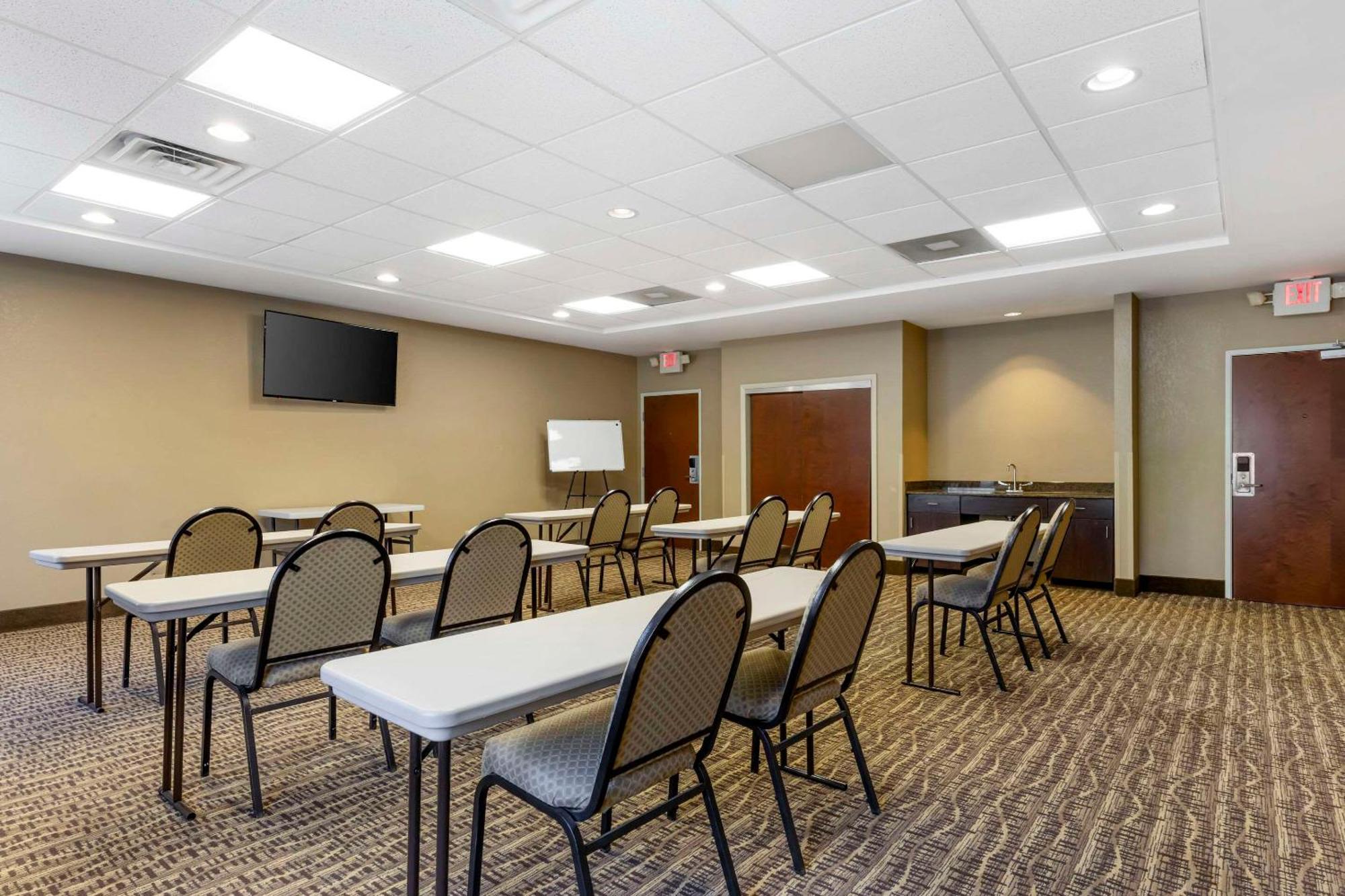 Comfort Inn & Suites Porter Near Indiana Dunes Kültér fotó