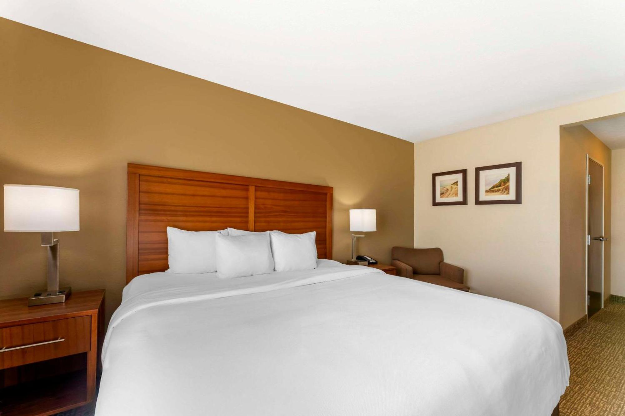 Comfort Inn & Suites Porter Near Indiana Dunes Kültér fotó